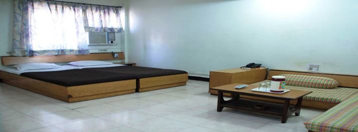 1987/Hotel Samrat - Kolhapur 04.jpg